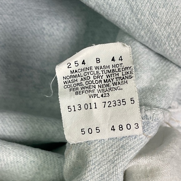 Vintage 90s Levi’s 505 jeans - Picture 4 of 6